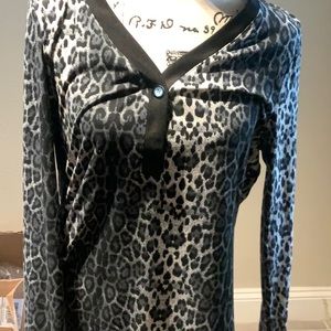 NWT laidhen blouse